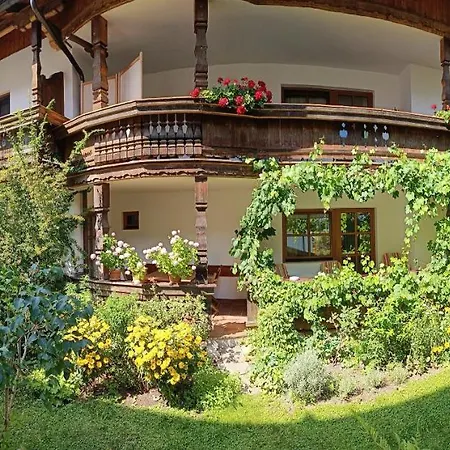 Haus Gaisberger مايرهوفن